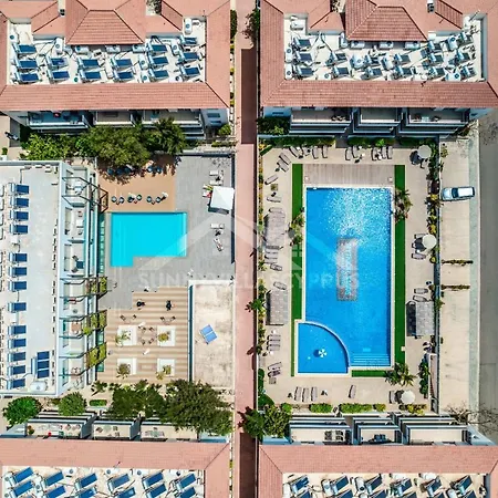 Sunnyvillas: 2br Mythical Apt*swimming Pool*ak04 아파트 *